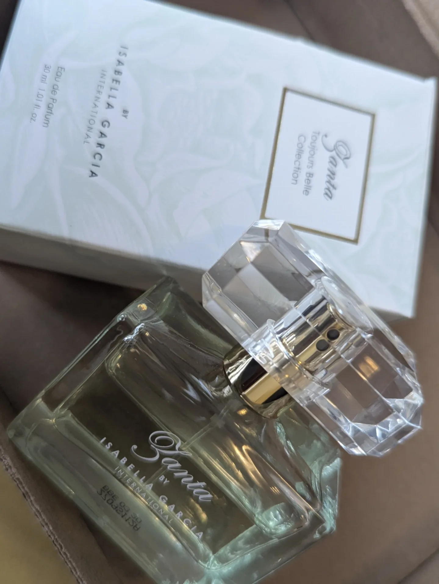 Bamoja by Isabella Garcia fragrance photographed with its presentation box